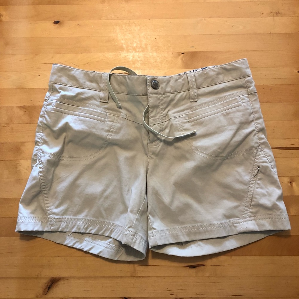 COPY - Athleta Dipper Shorts Size 6 Dry fit style